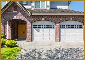 United Garage Doors Natick, MA 508-687-3011 - serv-gar-gr-47m